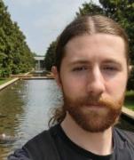 Hayden Deans headshot