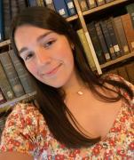 Viviana Velez headshot